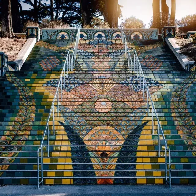 Imagen de las escaleras del parque Lincoln al sunset